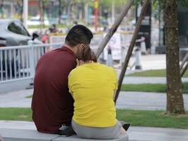 夫妻可以为对方做担保人吗