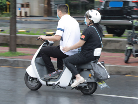 电瓶车才买的就不能退吗