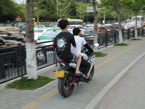交通事故摩托车