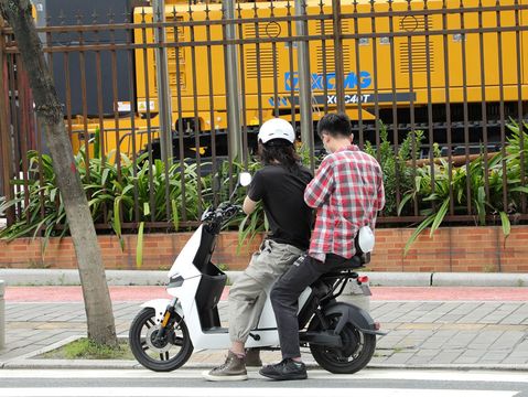 电动车追尾