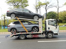 交通事故后保险公司给免费拖车吗