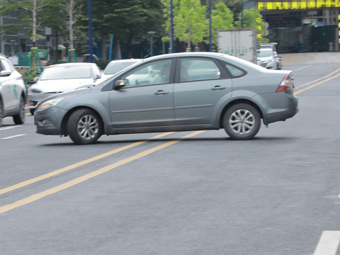 虚线变道交通事故责任划分标准