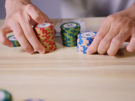 赌博参与者和组织者的区别在哪