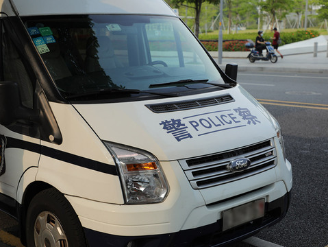 如果报警警察不处理怎么办