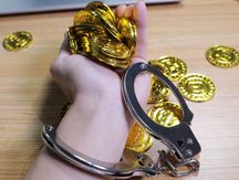 给主播刷礼物可以报警么