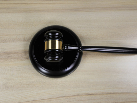 行政诉讼案件如何答辩