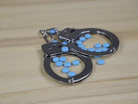 非法买卖危险物质罪的立案标准