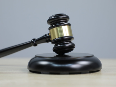 行政诉讼追加第三人