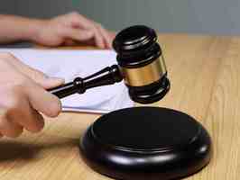 出现什么情况保证人不承担民事责任