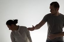 家暴想离婚男方不同意怎么办理