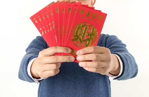母亲取走孩子56万红包 