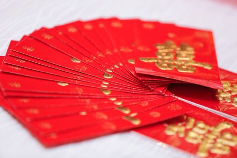 彩礼钱给的现金女方赖账如何解决
