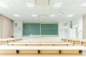 如何向教育部门投诉学校不放假