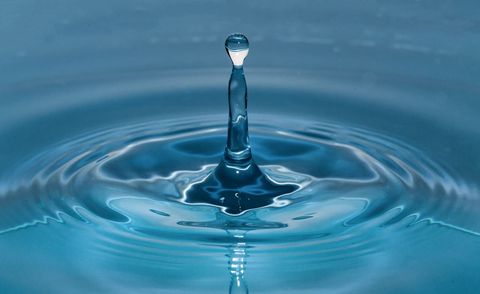 水表冻坏该由谁承担