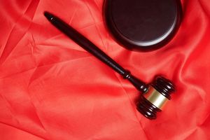 对商事仲裁裁决不服可以起诉吗
