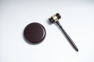 判三缓二的什么意思