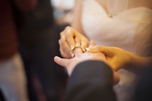 男女双方满足什么条件才可以结婚呢