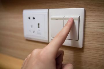 怎么投訴房東電費問題