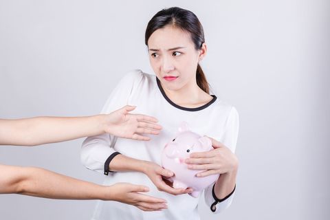 丈夫背着妻子借钱要不要还
