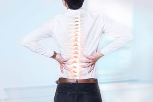 腰椎骨折脊髓损伤能评几级伤残