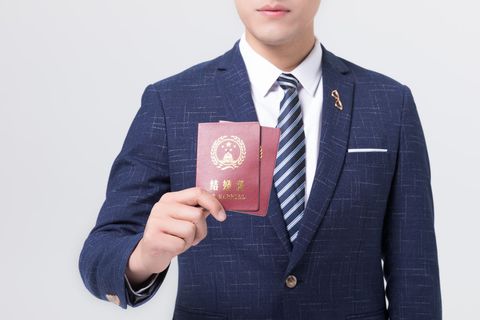 没有出生证如何办理年龄变更