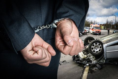 车祸撞人了怎么处理