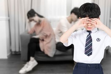 离婚后孩子归女方但她不接怎么办