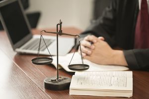 公民行使民主权利的形式途径有哪些