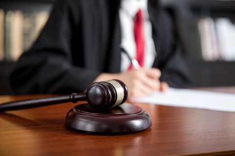 轻伤立案后被害人谅解可以撤案吗