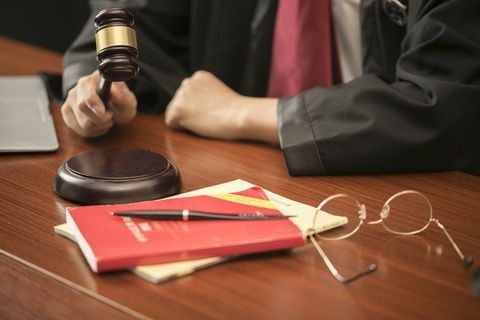在外地起诉被起诉了怎么调解