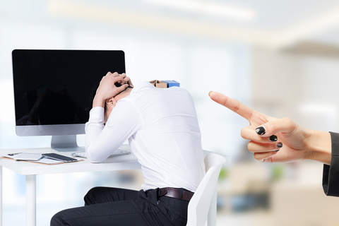 员工泄露公司秘密怎么处理-靠谱派