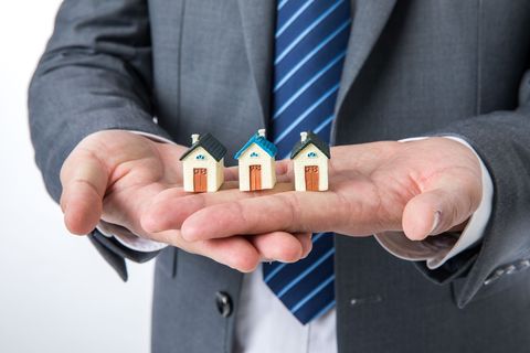 房产中介的收费标准由谁制定