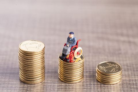 办理4050退休金将来会少吗