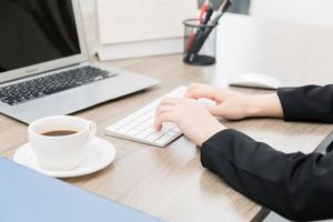 网上申请失业补助金一般需要审核多久