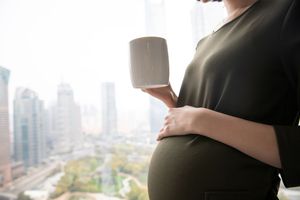女职工享受生育保险需具备哪些条件
