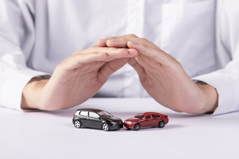 车 撞 电动车 保险公司怎么处理