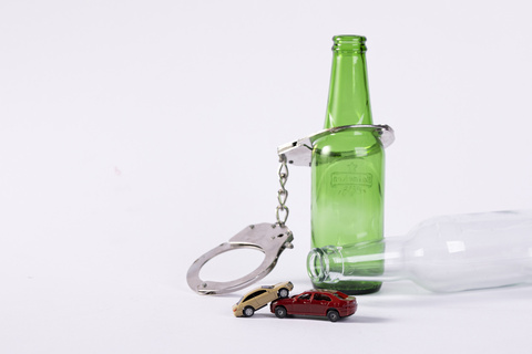 酒后驾驶肇事逃逸打人如何判