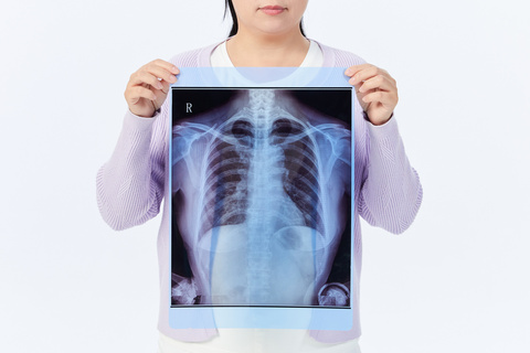两根肋骨骨折伤残属于轻伤吗