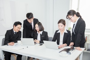 如何申请仲裁强制执行