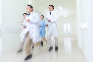 请病假工资是按基本工资还是总和