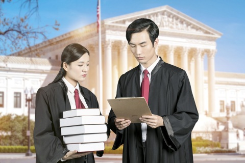 离婚纠纷被告缺席法院如何处理？,处理离婚纠纷案件程序有什么？