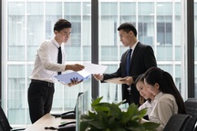 公司的实际控制人什么意思