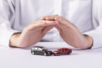 车辆只有交强险发生交通事故如何赔偿