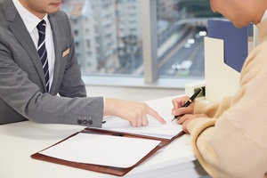 原告放弃追究担保人责任有效吗担保人免除责任的情形有哪些