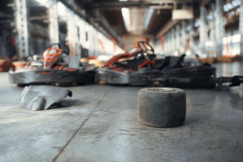 汽车停在路边被撞致人死亡属交通事故吗